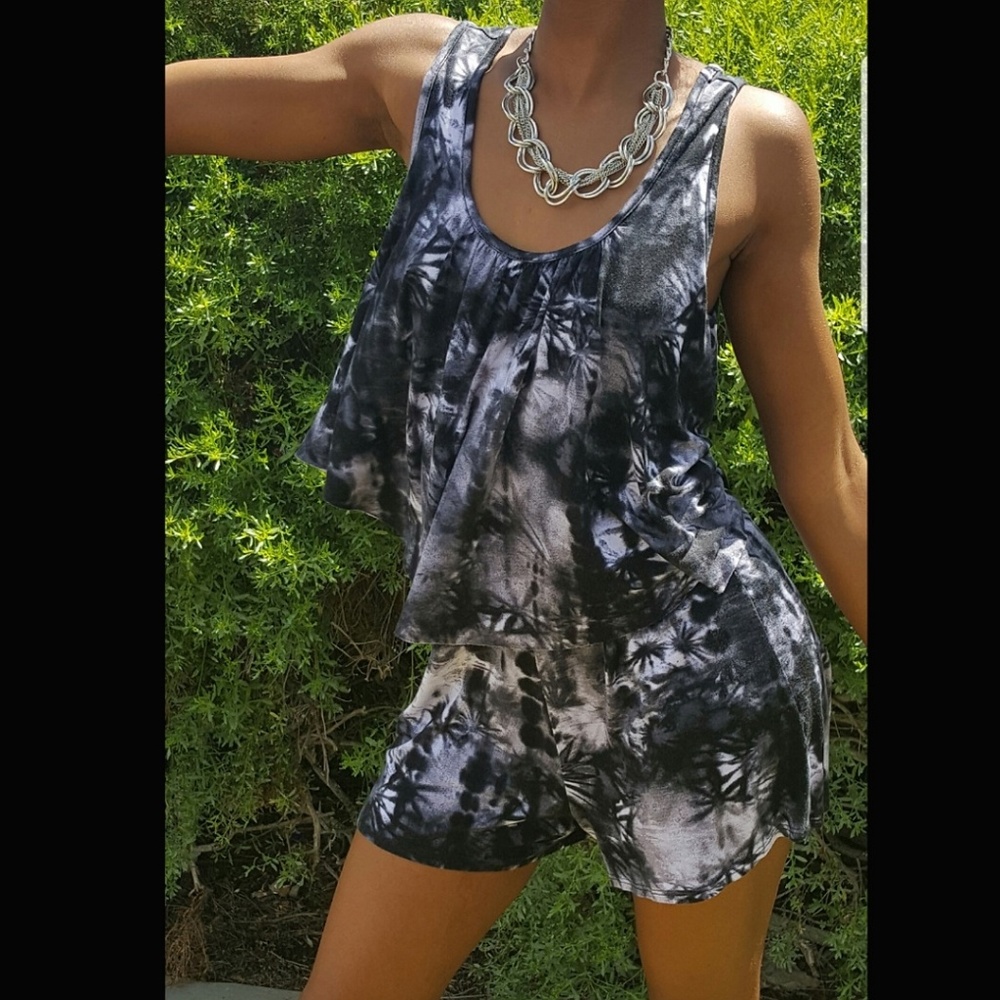 🎈NEW🎈 R2D Tye Dye ROMPER shorts